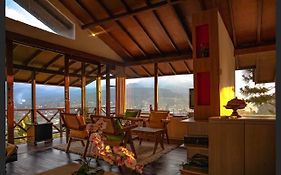 Bali Lakeside Villa